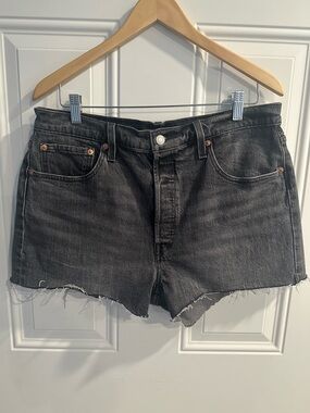 Levis 501 Jean Shorts Womens 33 Button Fly Premium Denim Distressed Black Casual